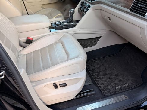 Used 2019 Volkswagen Atlas SEL Premium AWD/4WD image 8