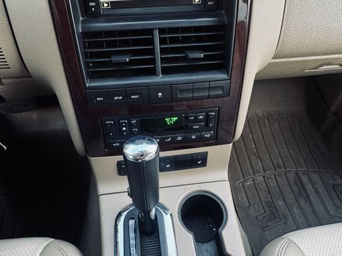 Used 2010 Ford Explorer Limited AWD/4WD image 10