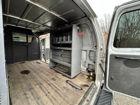 Used 2012 Ford E-250 and Econoline 250 Van 3D w/ Commercial Cargo Van Pkg image 10