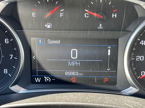 Used 2018 GMC Terrain SLT w/ Preferred Package FWD image 5