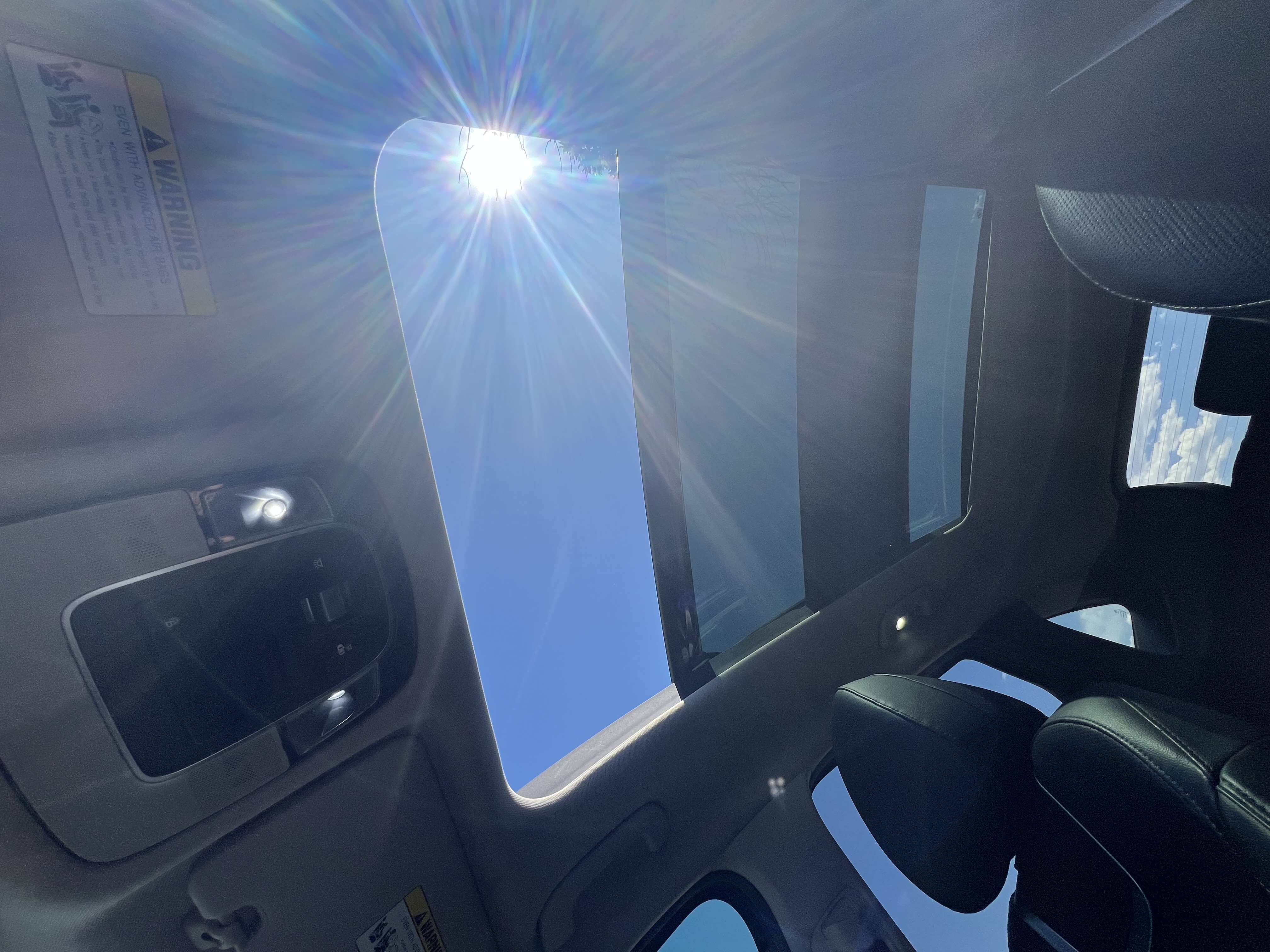 Used 2022 Hyundai Tucson Limited w/ Cargo Package FWD image 14