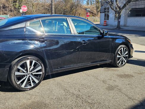 Used 2019 Nissan Altima 2.5 SR image 4