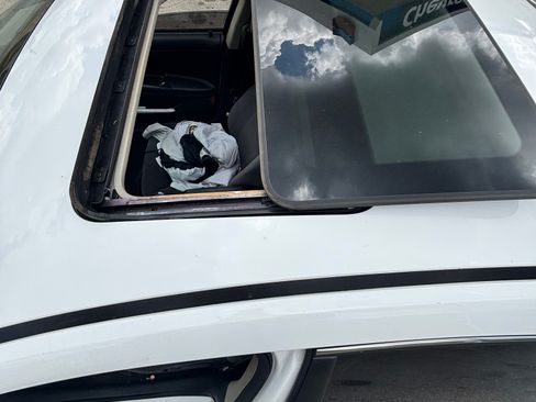 Used 2015 Chevrolet Impala LT w/ LT Sunroof Package FWD image 15