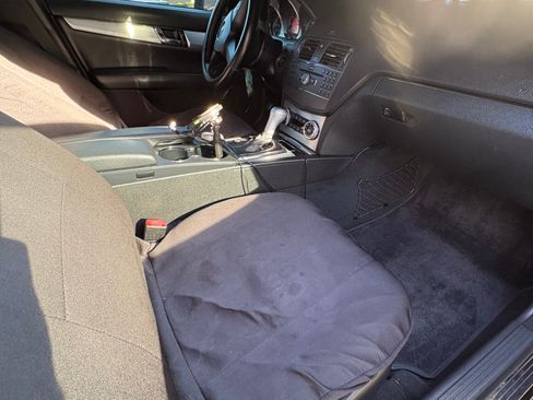 Used 2010 Mercedes-Benz C 300 C 300 Sport Sedan 4D image 11