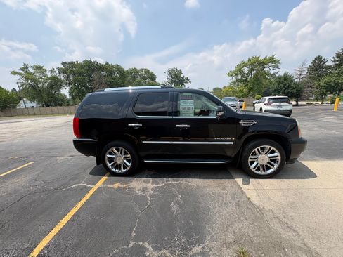 Used 2008 Cadillac Escalade AWD image 6