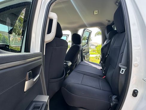 Used 2022 Toyota Tundra SR5 AWD/4WD image 14
