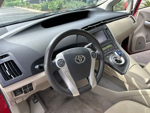 Used 2011 Toyota Prius Three w/ Navigation Pkg image 13