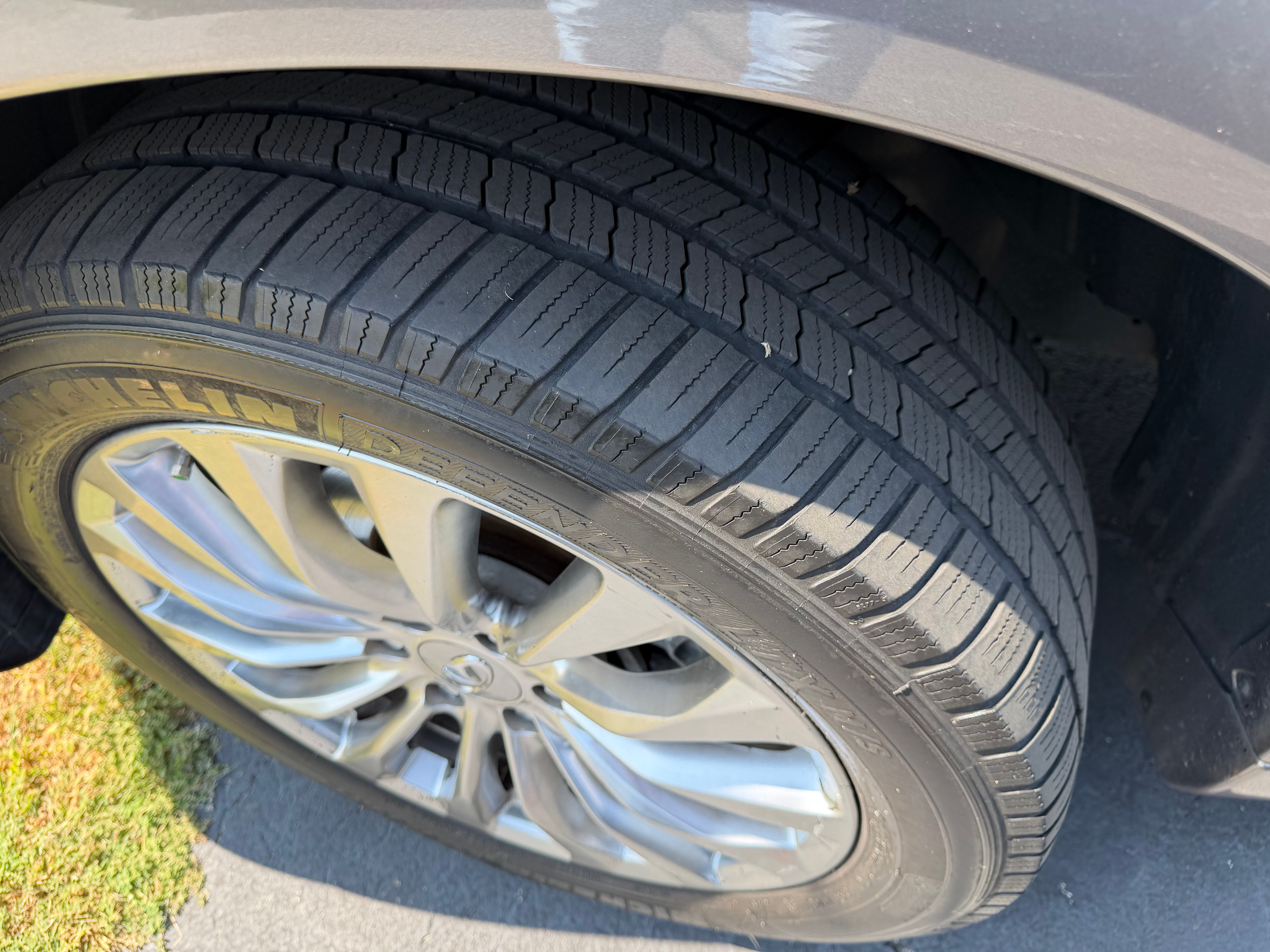 Used 2015 INFINITI QX80 4WD w/ 22" Wheel Package image 23