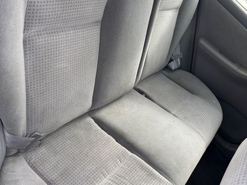 Used 2006 Toyota Corolla CE image 10