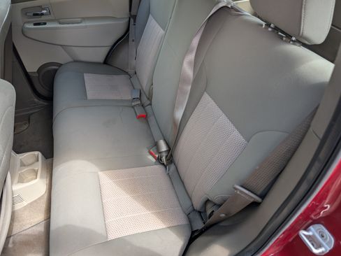 Used 2012 Jeep Liberty Sport image 11