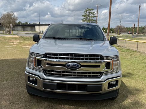 Used 2018 Ford F150 XLT w/ Equipment Group 302A Luxury image 6