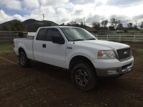 Used 2023 Ford Ranger XLT w/ Equipment Group 302A High image 17