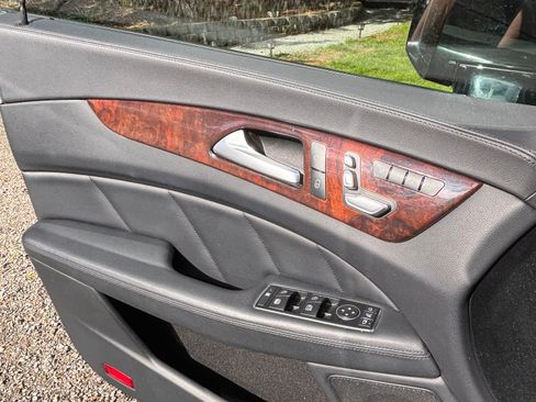 Used 2015 Mercedes-Benz CLS 400 4MATIC image 8