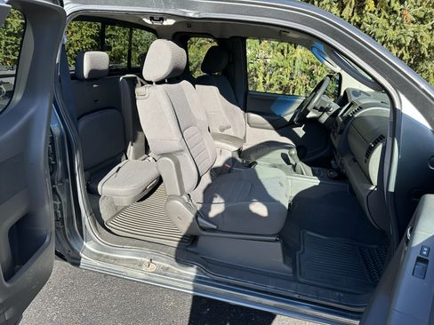 Used 2007 Nissan Frontier NISMO image 11