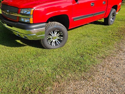 Used 2005 Chevrolet Silverado 1500 LS w/ Light Duty Power Package image 1