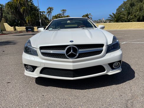 Used 2009 Mercedes-Benz SL 550 image 9