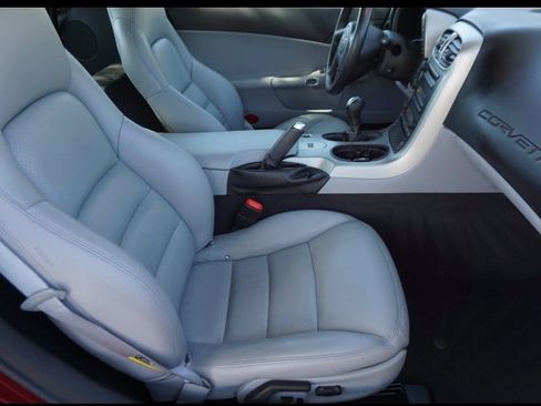 Used 2005 Chevrolet Corvette Coupe w/ Preferred Equipment Group image 20