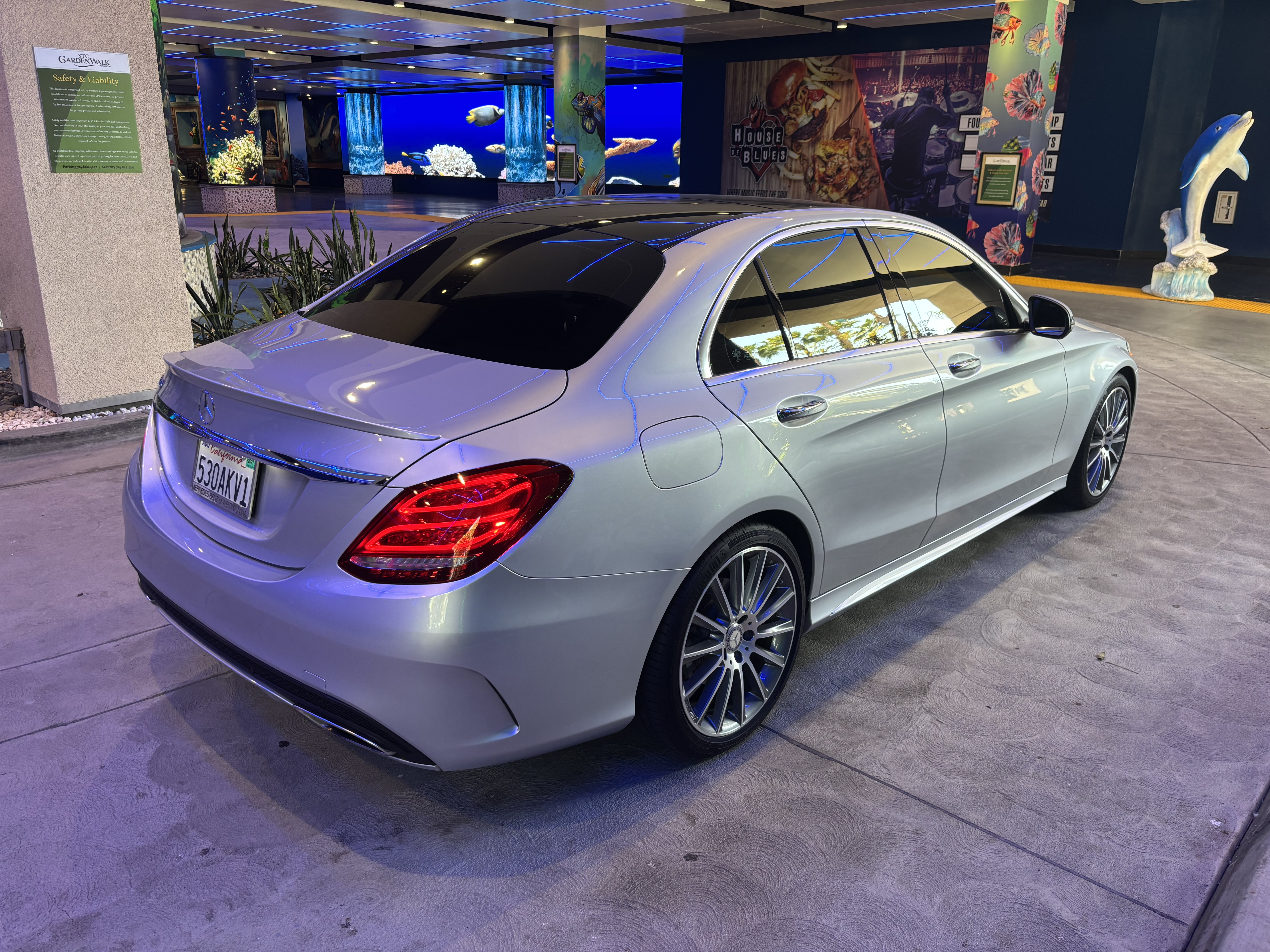 Used 2016 Mercedes-Benz C 300 Sedan image 25