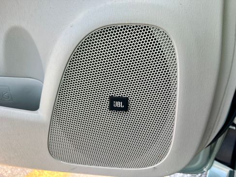 Used 2013 Toyota Prius Five image 20