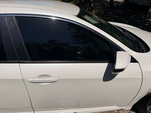 Used 2020 Honda Civic LX image 6