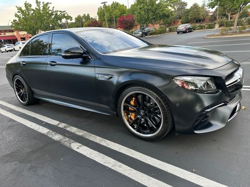 Used 2018 Mercedes-Benz E 63 AMG S image 17