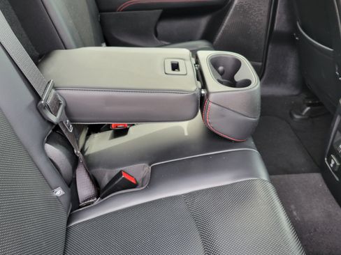 Used 2018 Dodge Journey GT w/ Nav & Sun Group image 8