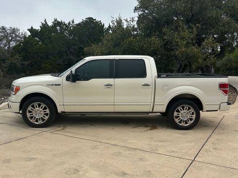 Used 2009 Ford F150 Platinum image 2