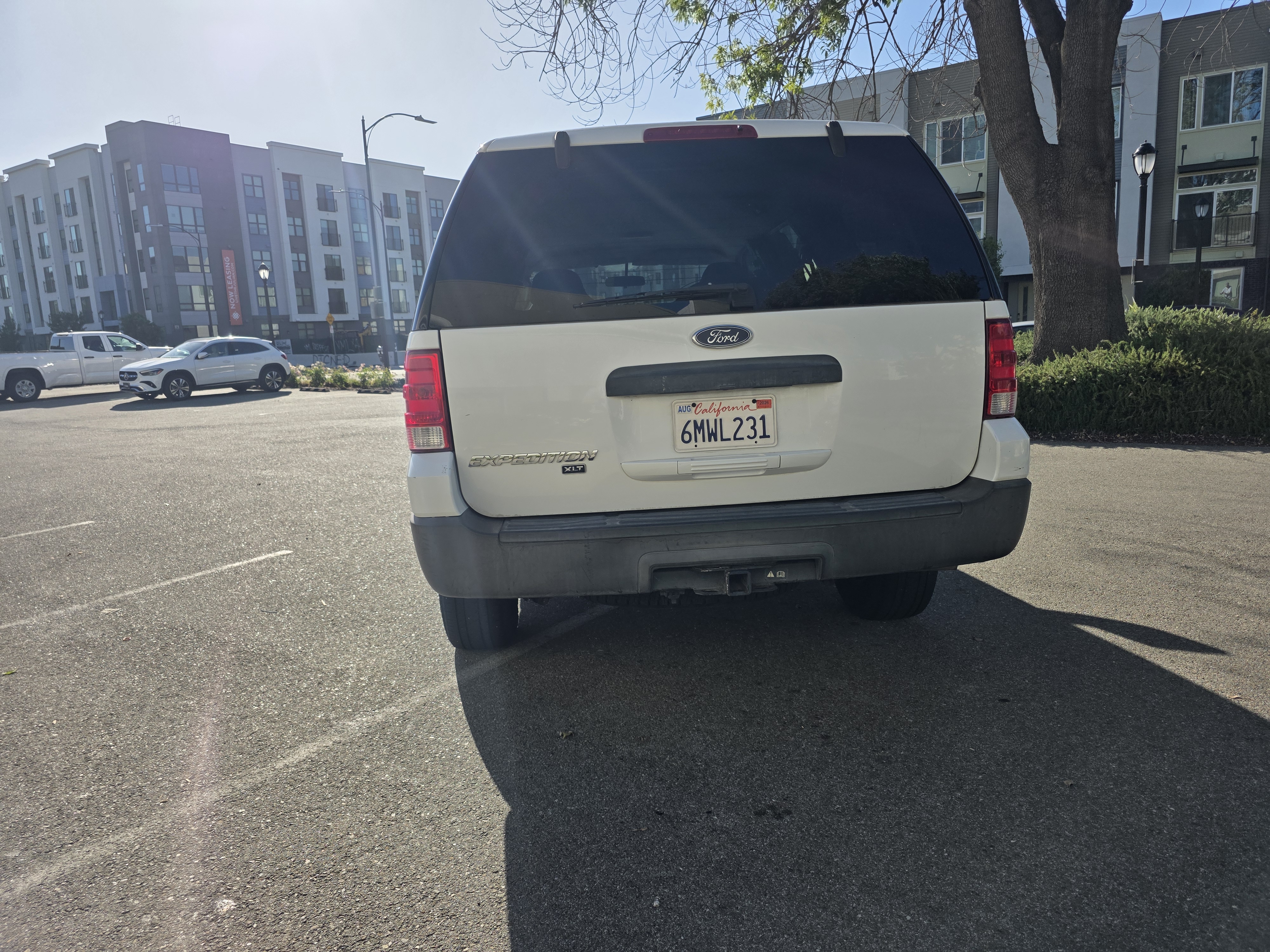 Used 2004 Ford Expedition XLT AWD/4WD image 9