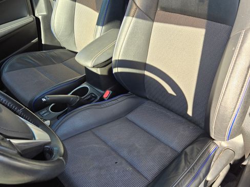 Used 2017 Toyota Corolla SE w/ Carpet Mat Package (TMS) image 14