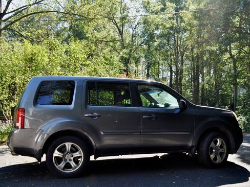 Used 2015 Honda Pilot EX image 4
