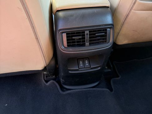 Used 2017 Honda CR-V EX-L image 9