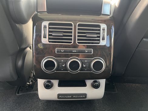 Used 2014 Land Rover Range Rover Supercharged image 21
