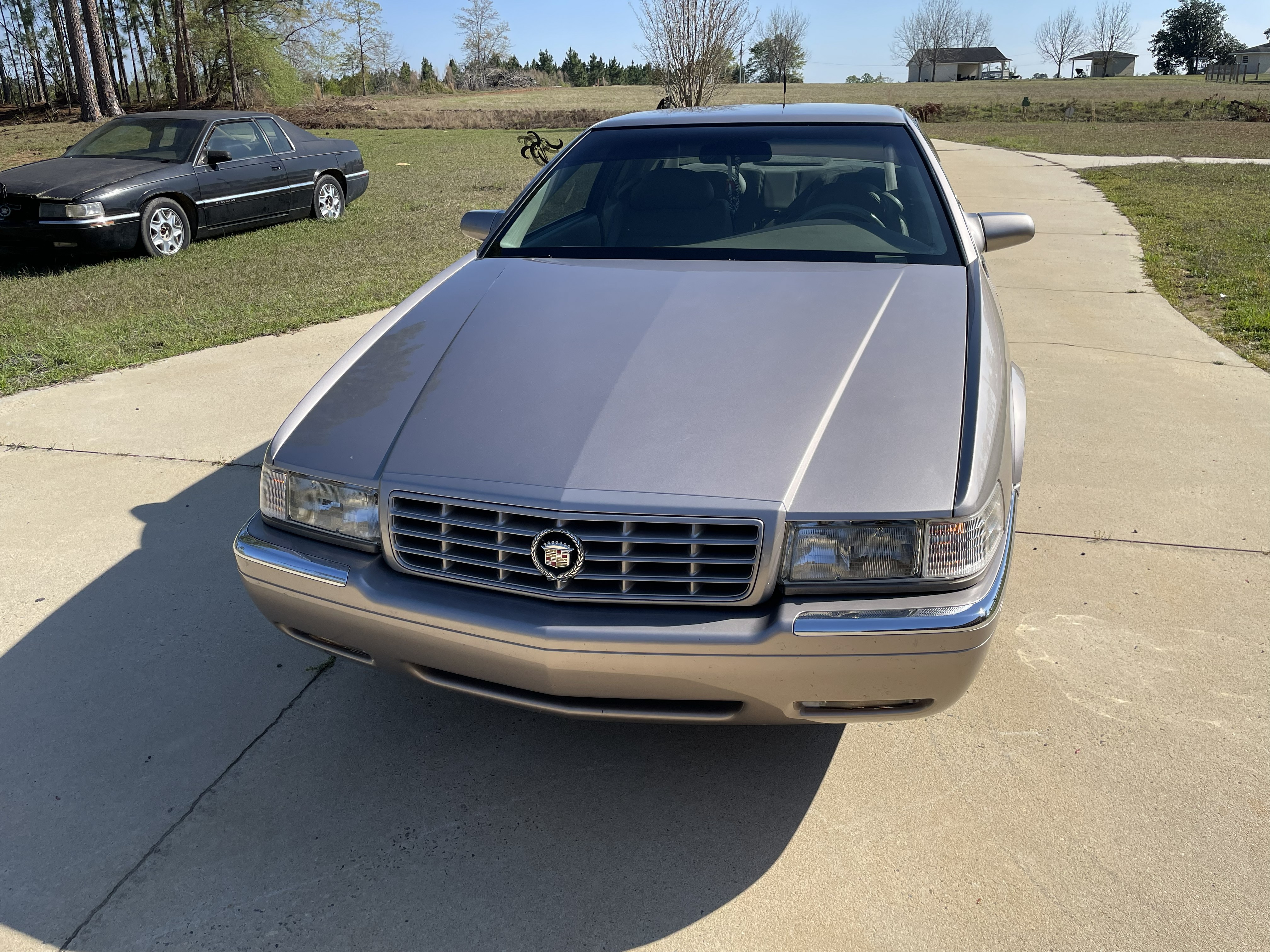 Used 1995 Cadillac Eldorado Touring FWD image 4