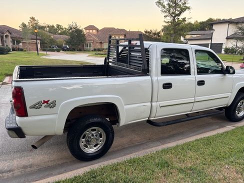 Used 2003 Chevrolet Silverado 2500 LS w/ Skid Plate Package image 10