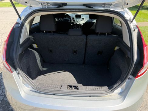 Used 2016 Ford Fiesta SE FWD image 5