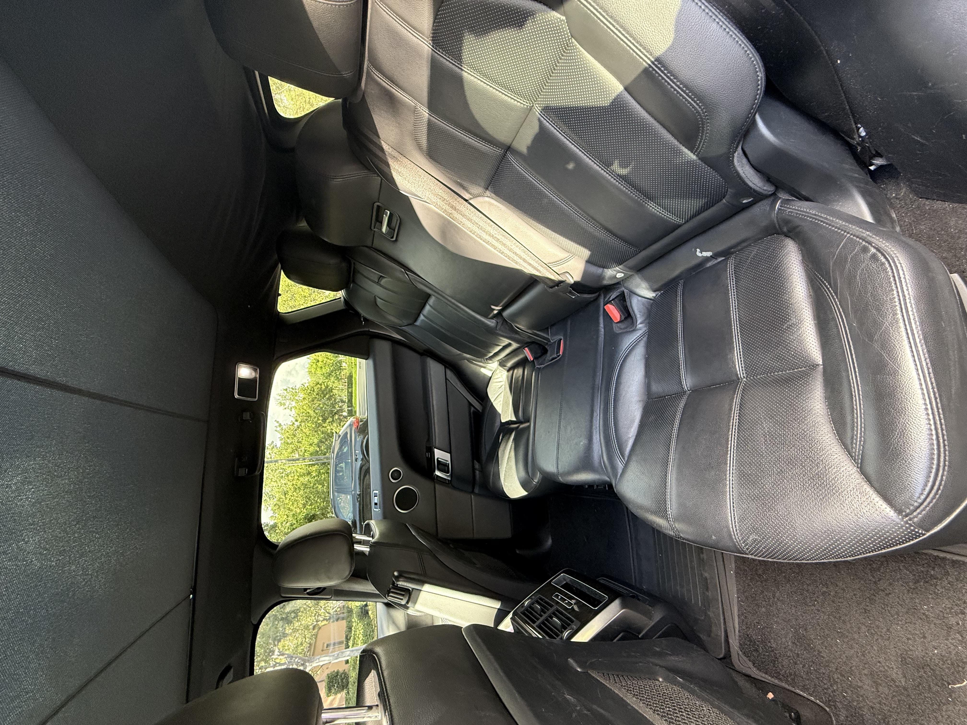 Used 2015 Land Rover Range Rover Sport SE AWD/4WD image 10