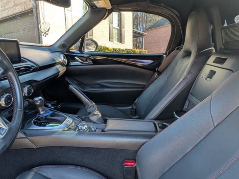 Used 2016 MAZDA MX-5 Miata Grand Touring image 6