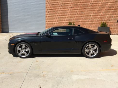 Used 2012 Chevrolet Camaro SS w/ 45th Anniversary Package image 6