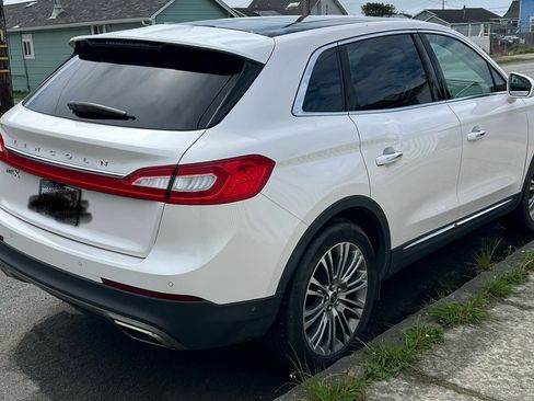 Used 2017 Lincoln MKX Reserve image 15