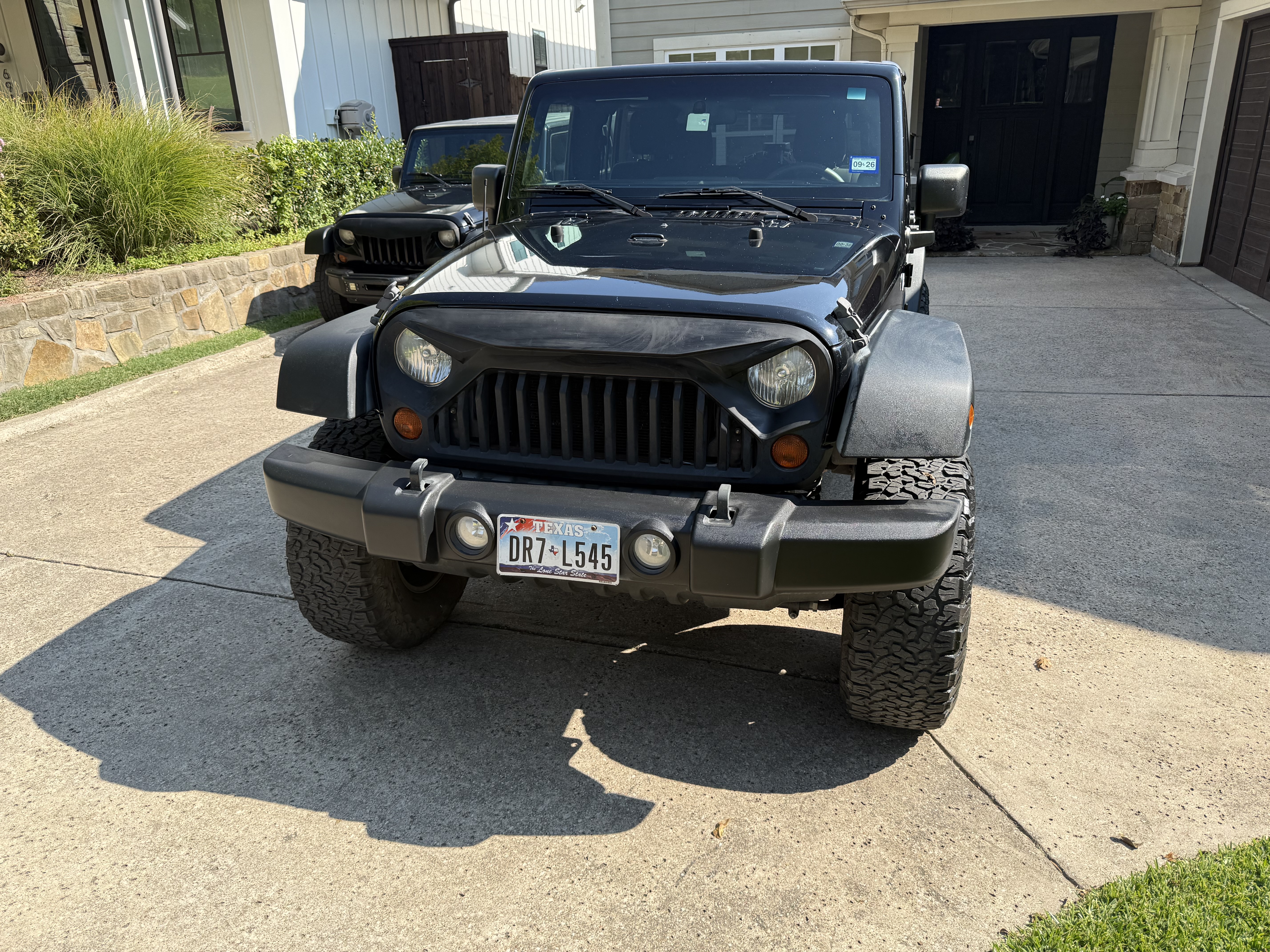 Used 2011 Jeep Wrangler Unlimited Sport w/ Trailer Tow Group AWD/4WD image 2