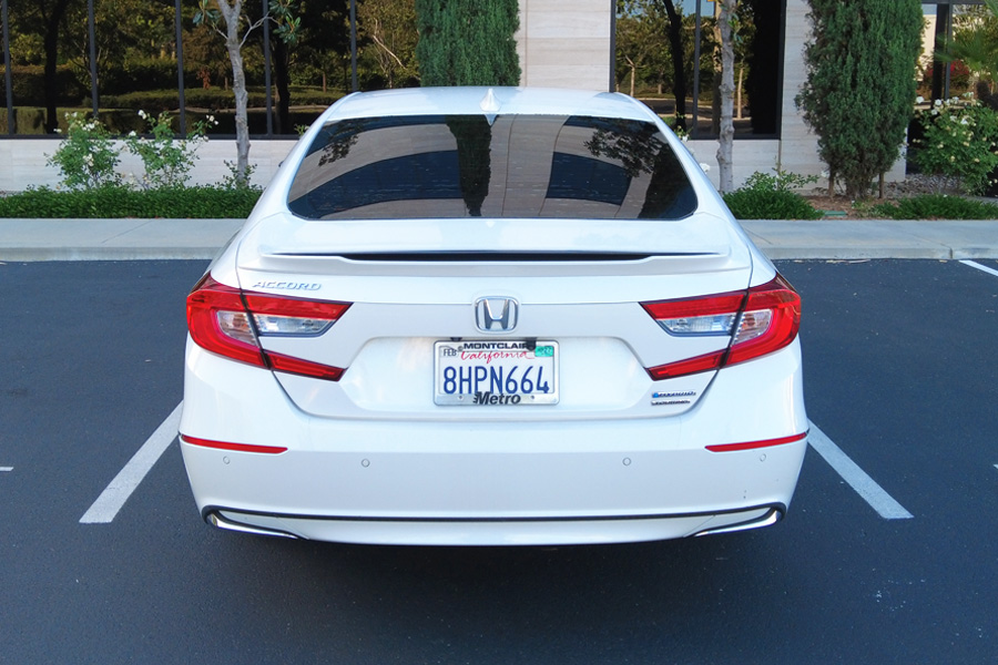 Used 2019 Honda Accord Touring image 10