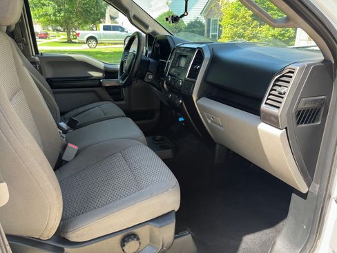 Used 2016 Ford F150 XLT RWD image 9