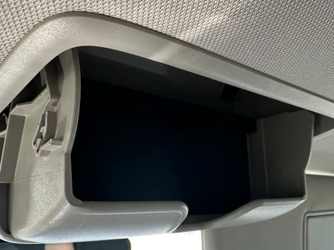Used 2025 Honda CR-V EX-L image 11