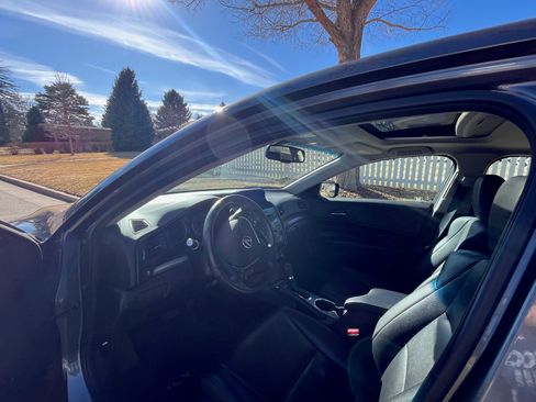 Used 2013 Acura ILX w/ Technology Package image 10