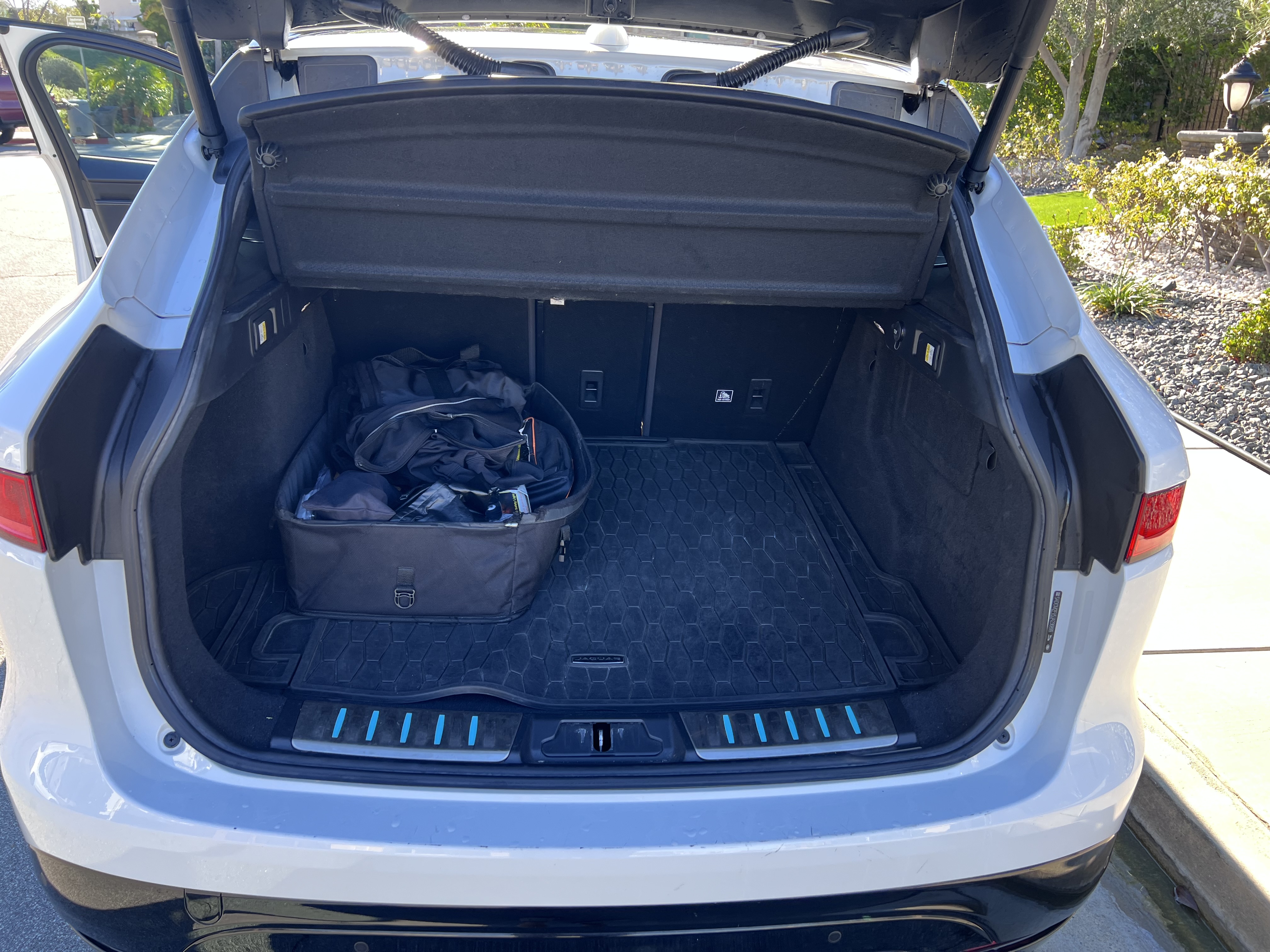 Used 2018 Jaguar F-PACE S AWD/4WD image 8