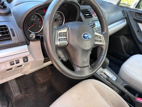 Used 2014 Subaru Forester 2.5i Premium w/ All-Weather Package image 14
