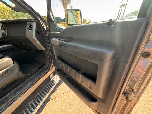 Used 2014 Ford F350 Lariat w/ Lariat Ultimate Package image 24