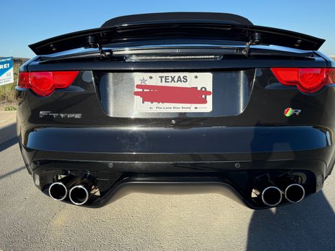 Used 2015 Jaguar F-TYPE S image 6