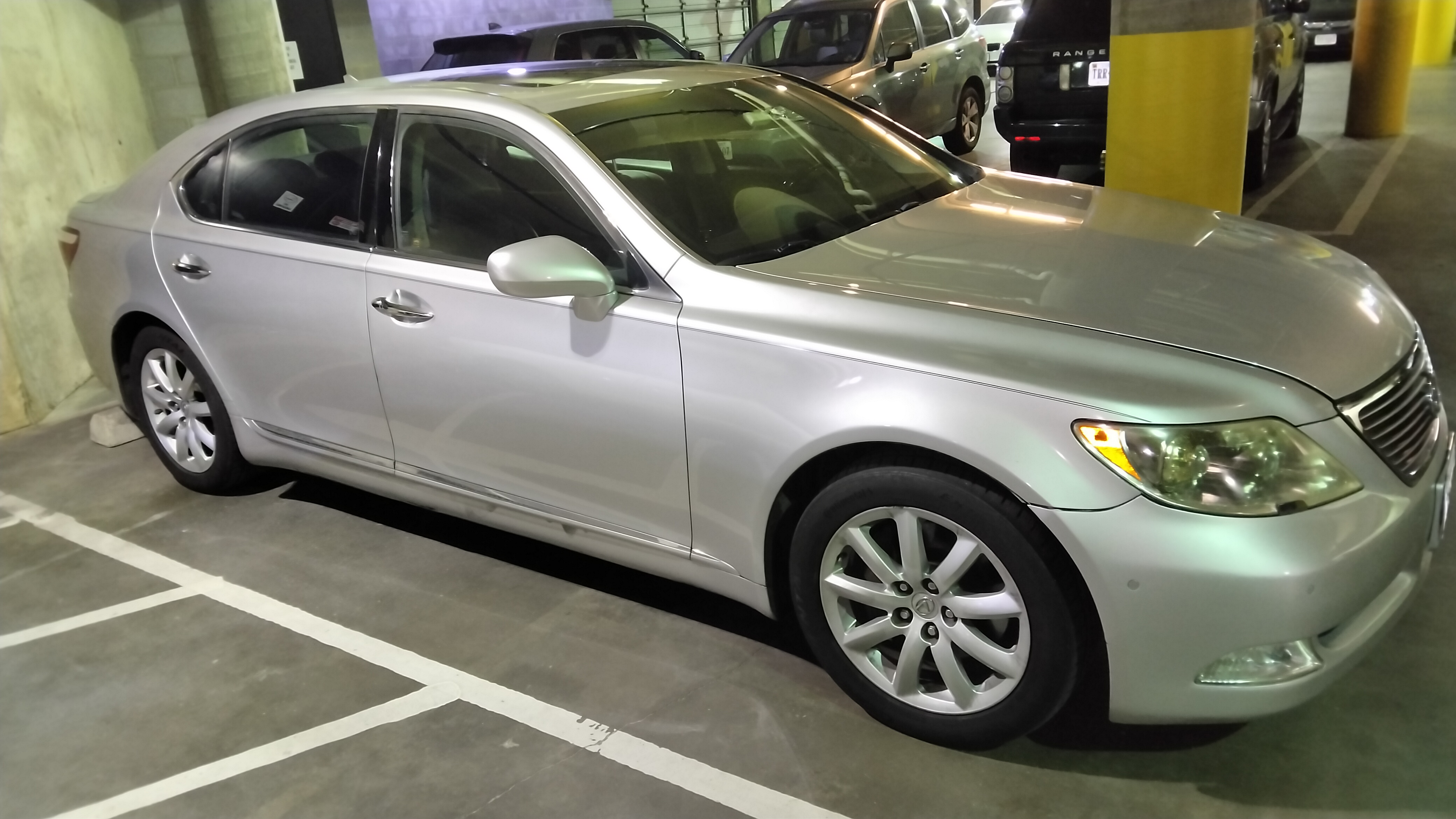 Used 2007 Lexus LS 460 L RWD image 1
