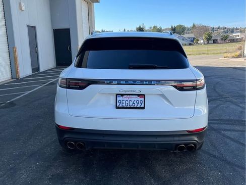 Used 2020 Porsche Cayenne S image 6